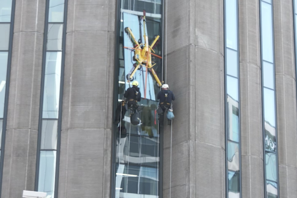 London High Level Glazing replacement The Halo Building